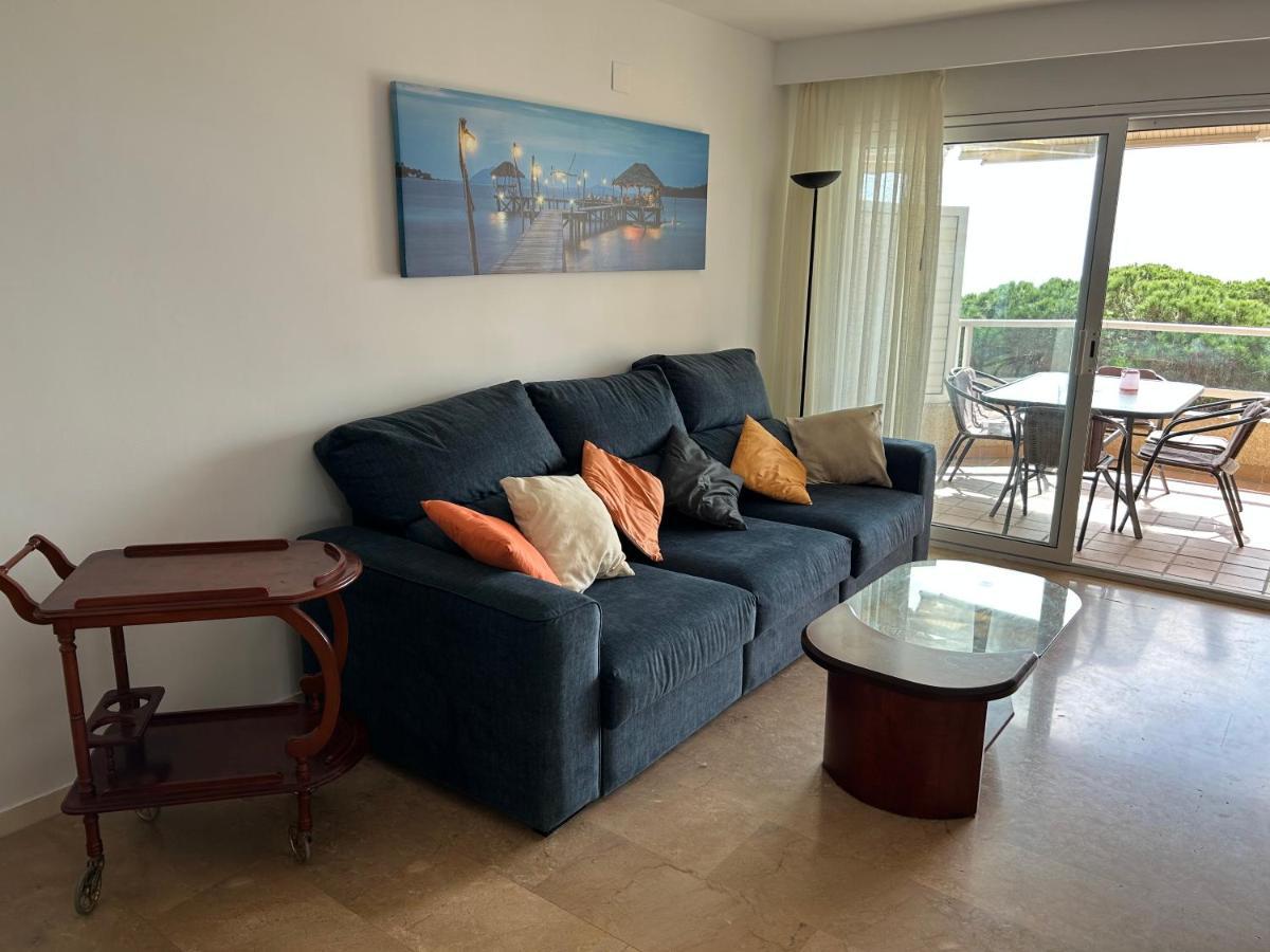 Apartment Direkt Am Strand Бланес Екстериор снимка