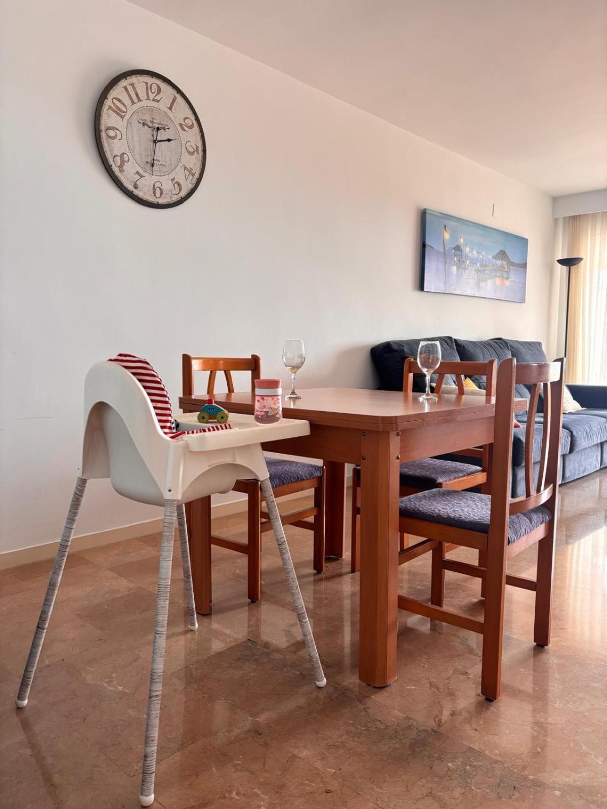 Apartment Direkt Am Strand Бланес Екстериор снимка